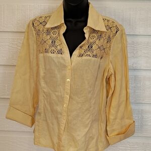 Tracy M Beige 100% Linen 3/4 Button Down With Crochet Accents